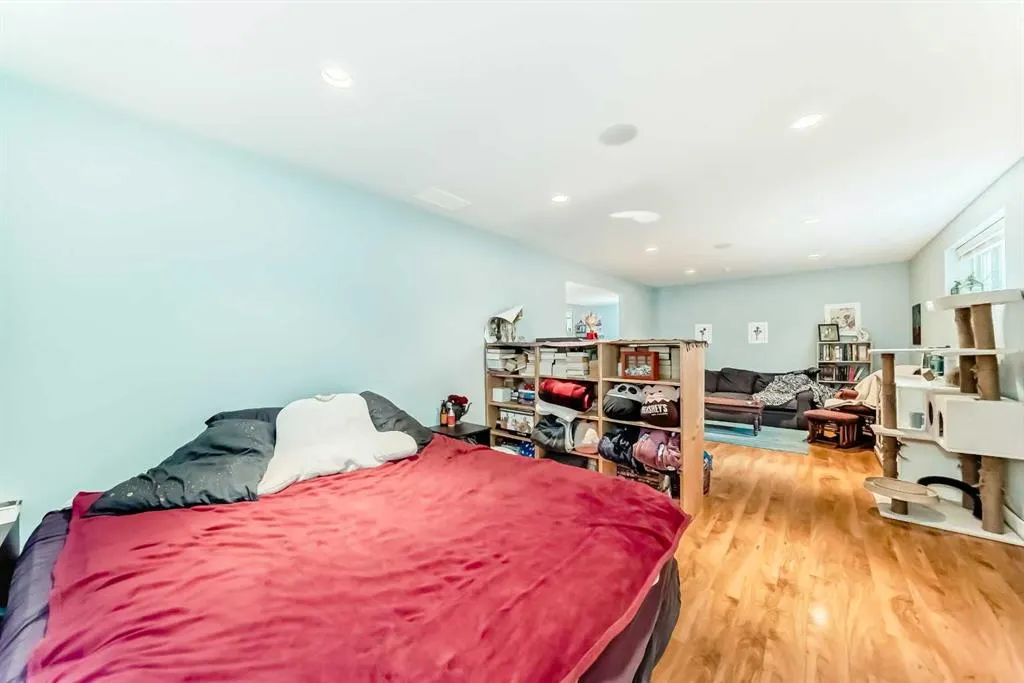 54 Cougarstone Mews SW
