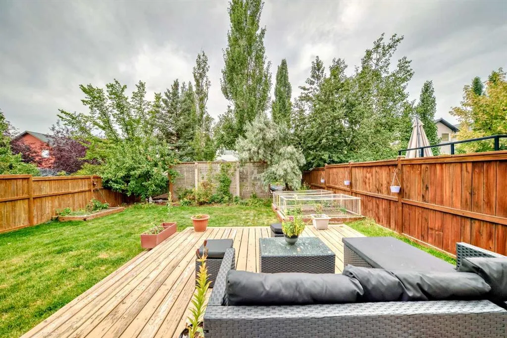 54 Cougarstone Mews SW