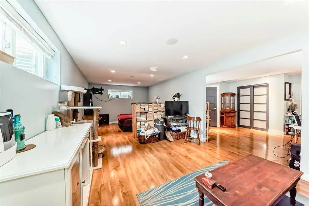 54 Cougarstone Mews SW