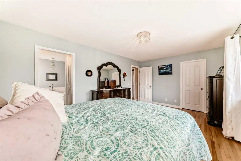 54 Cougarstone Mews SW