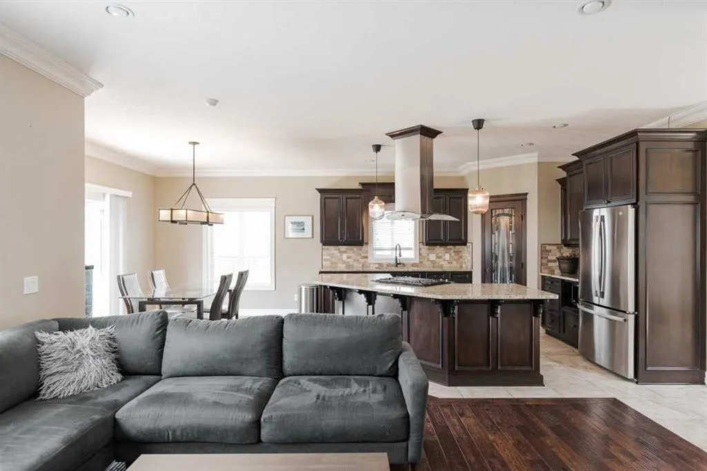 689 Heritage Drive