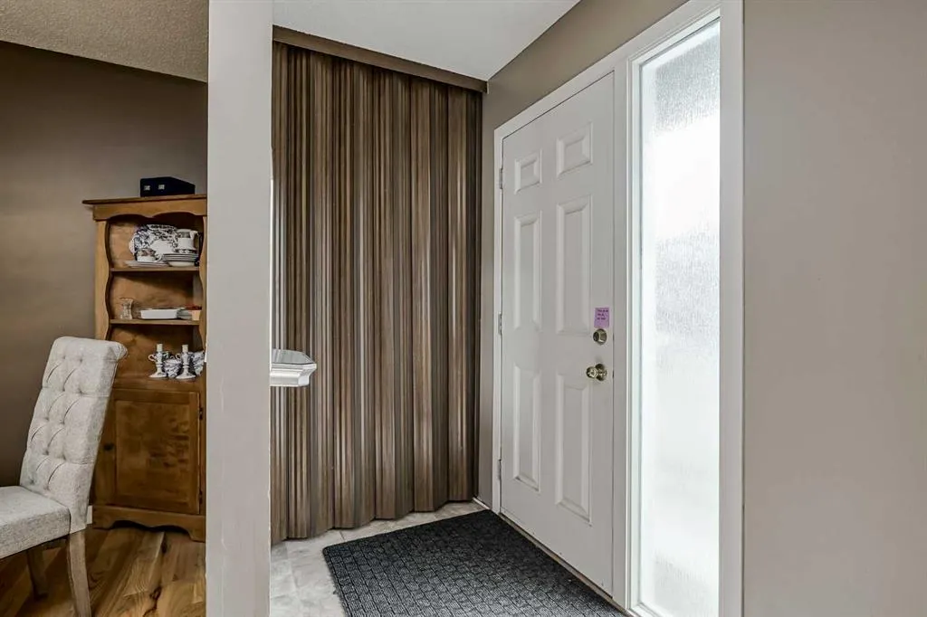 5340 17 Avenue SW, #207