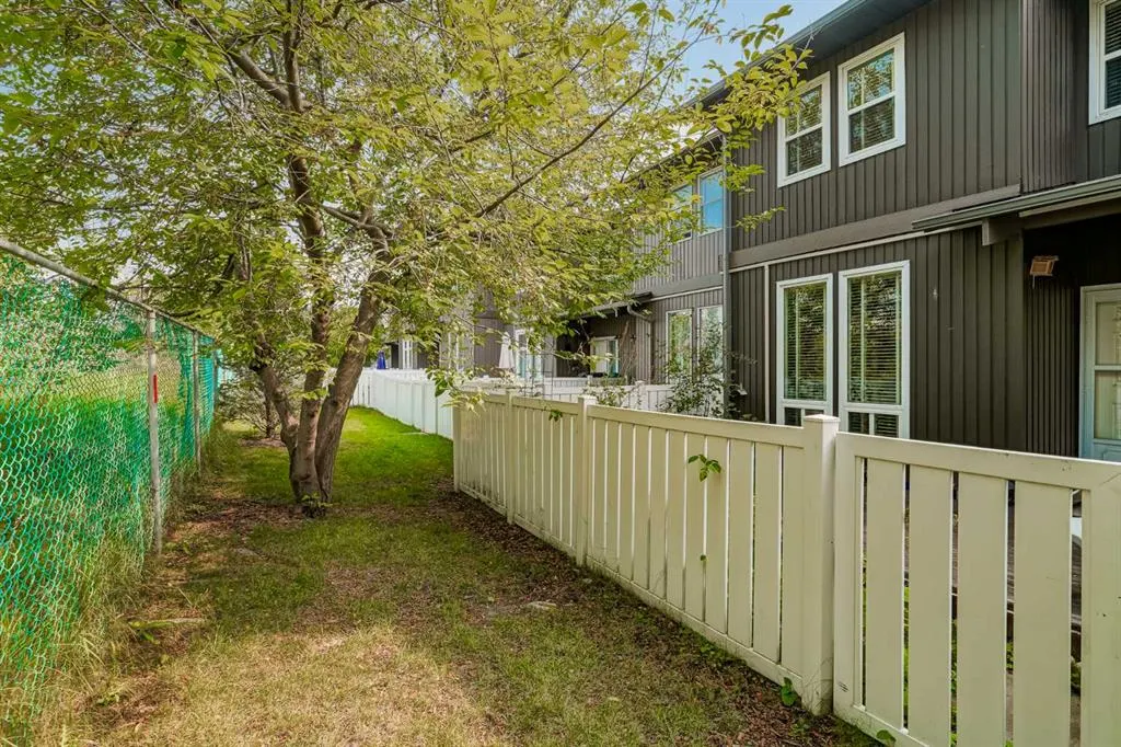 5340 17 Avenue SW, #207