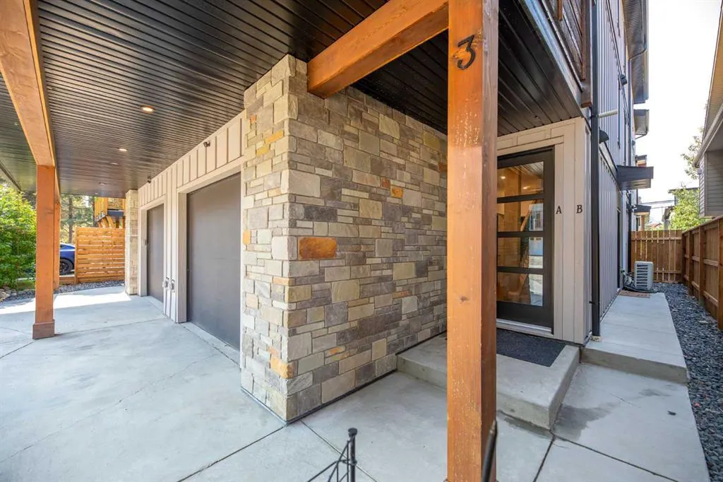 1405 1st Avenue, #3