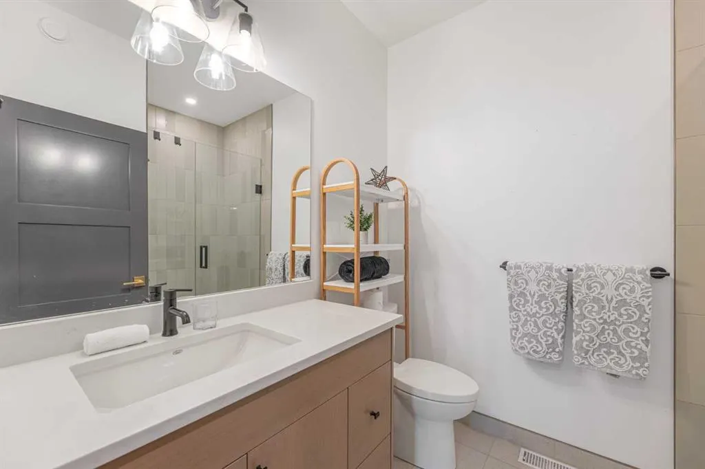 1405 1st Avenue, #3
