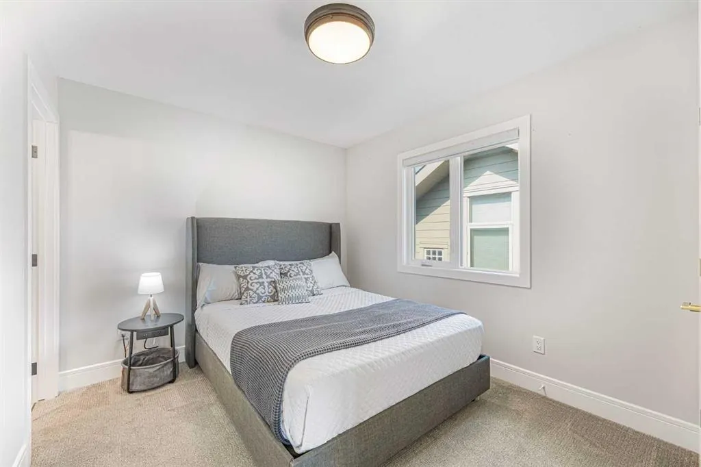 1405 1st Avenue, #3