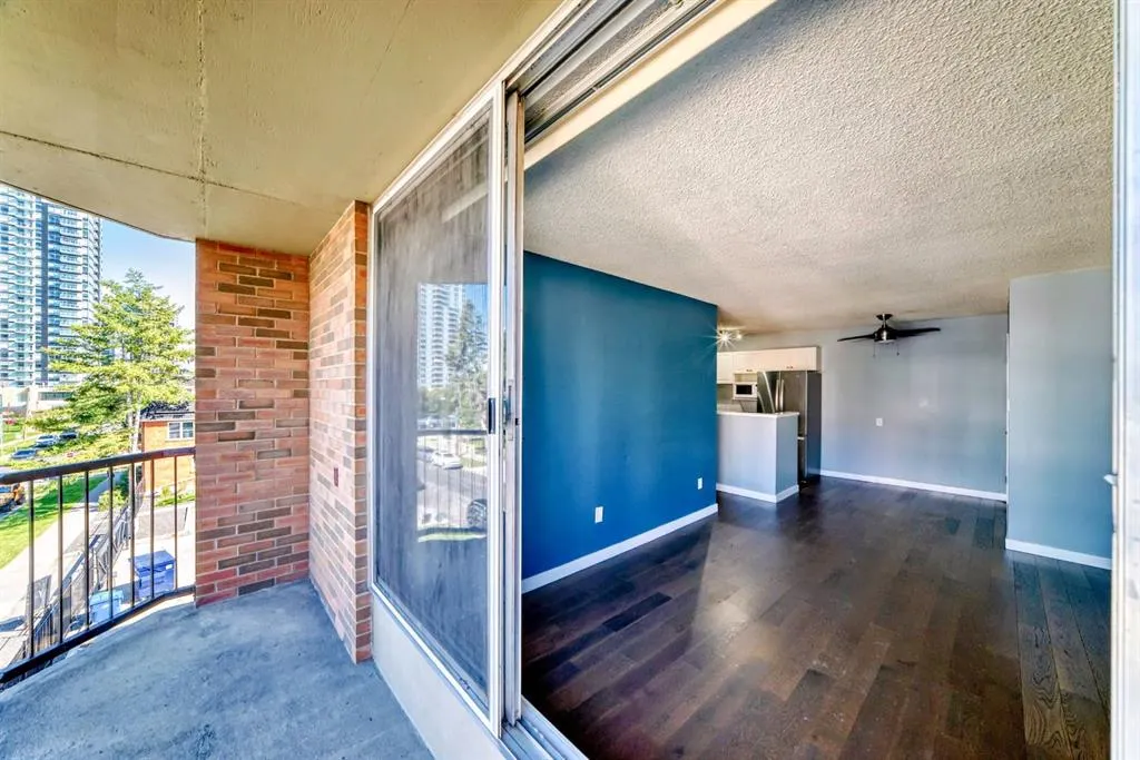 317 14 Avenue SW, #401