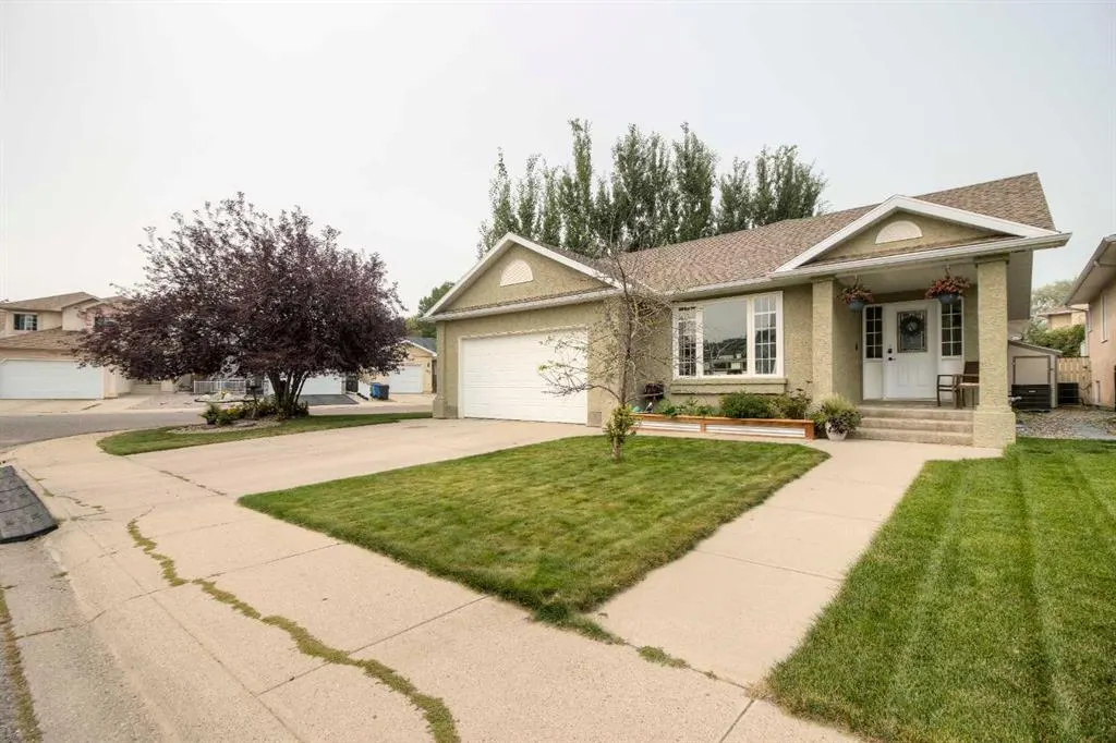 360 Heritage Crescent W
