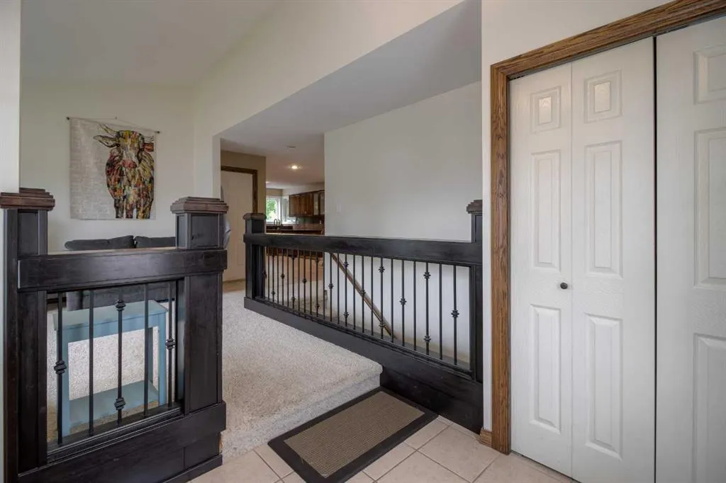 360 Heritage Crescent W