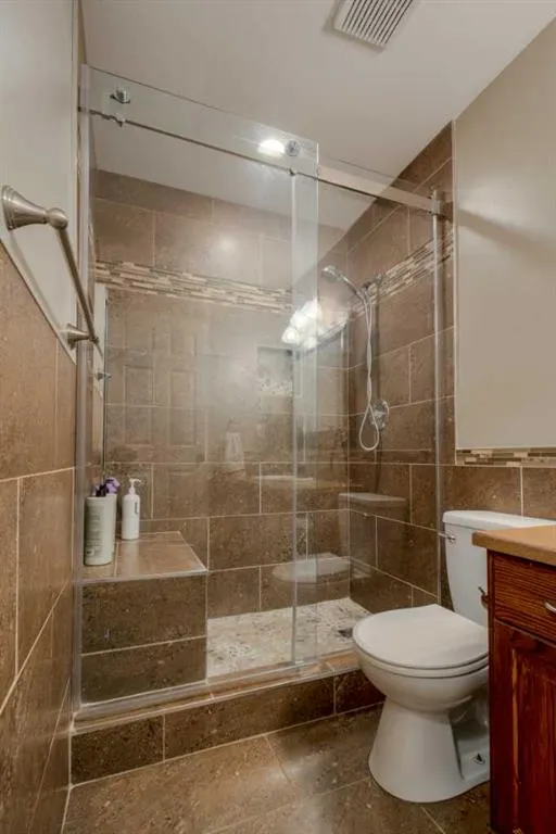 360 Heritage Crescent W