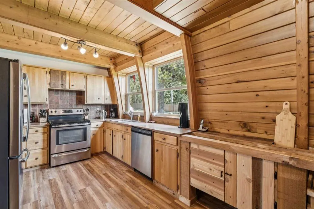 52 Hawk Eye Road