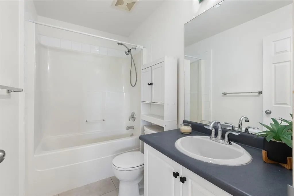 4327 75 Street NW, #302