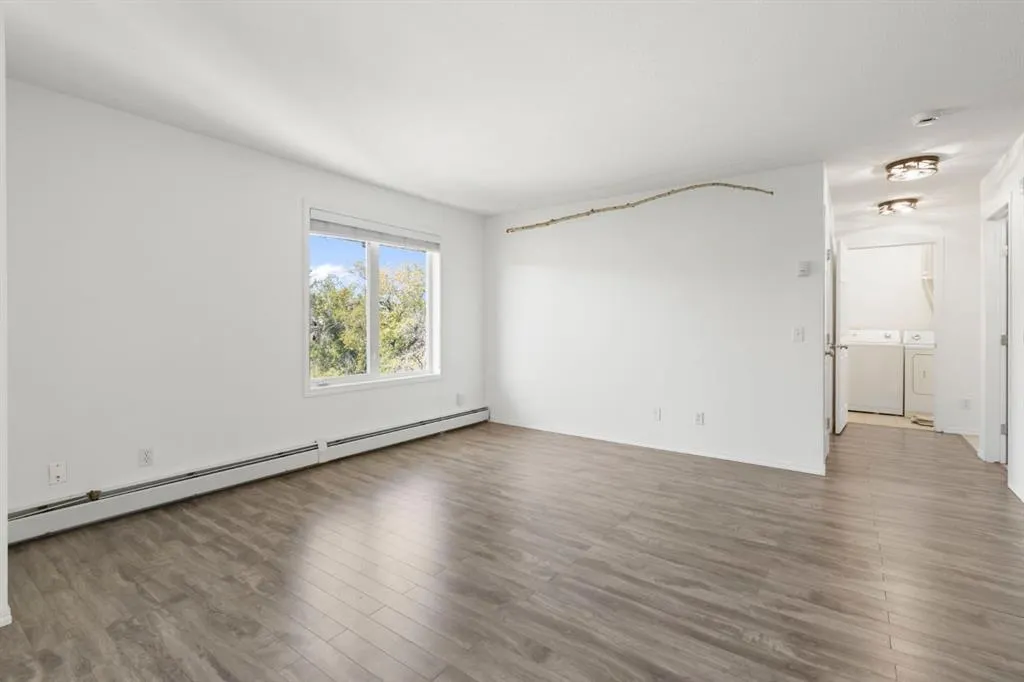 4327 75 Street NW, #302