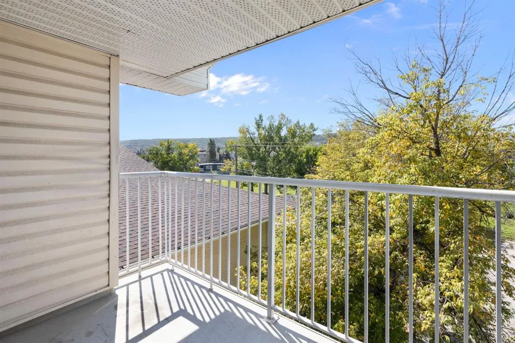 4327 75 Street NW, #302
