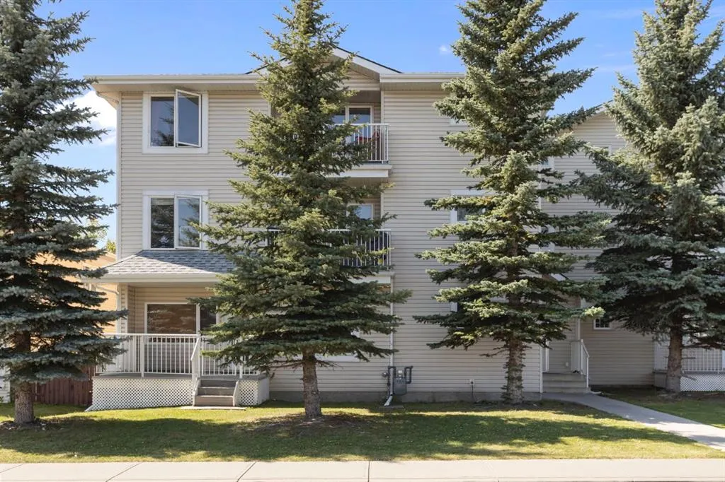 4327 75 Street NW, #302