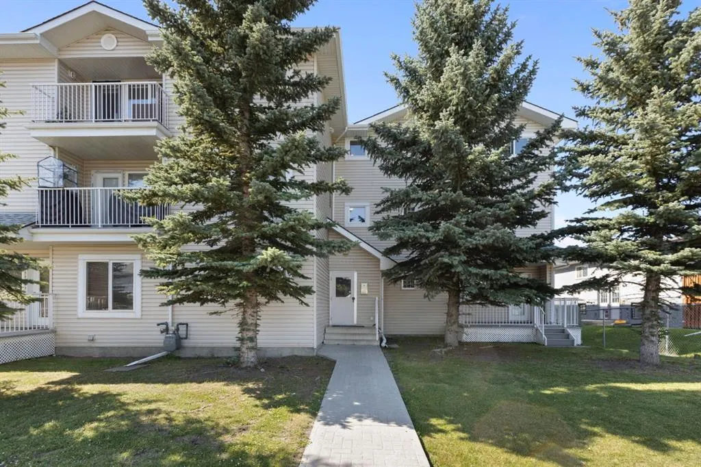 4327 75 Street NW, #302