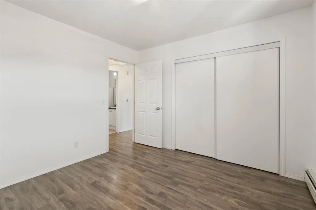 4327 75 Street NW, #302
