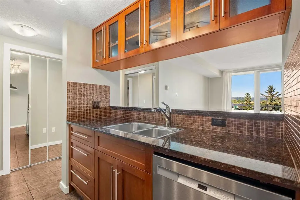 429 14 Street NW, #610
