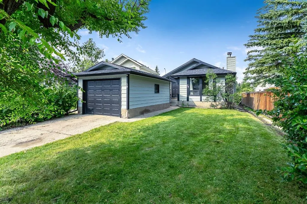 39 Edgeburn Crescent NW