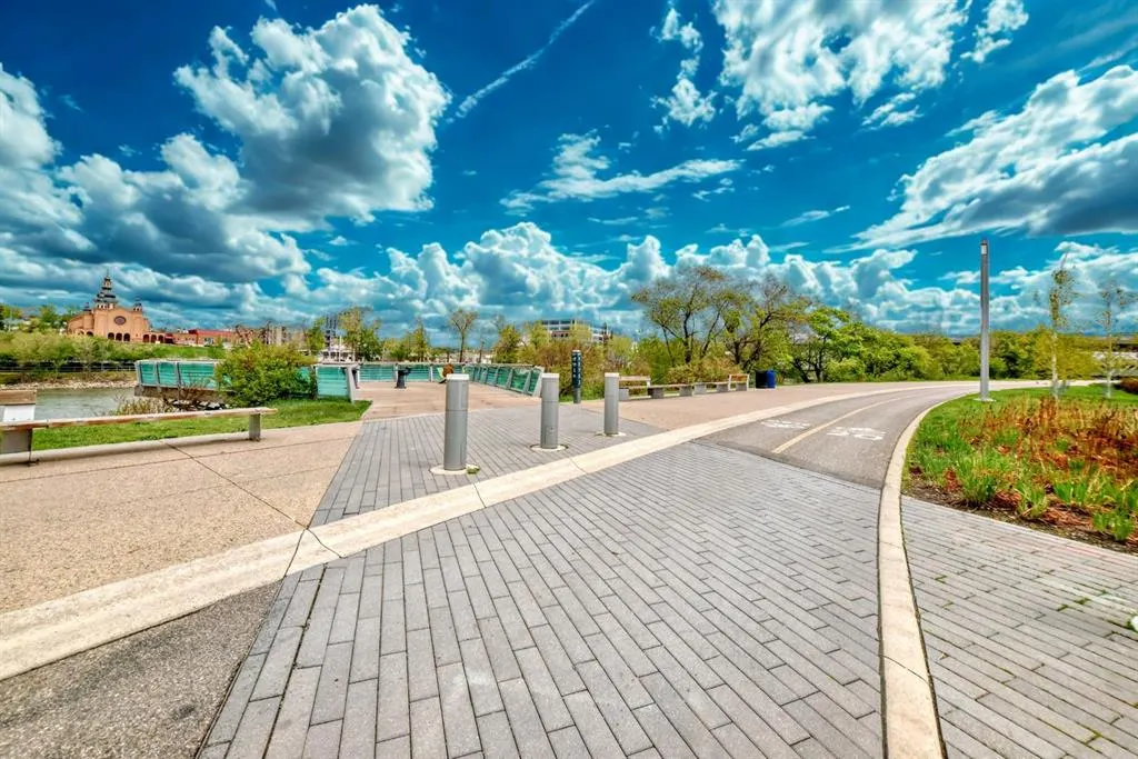 333 Riverfront Avenue SE, #225