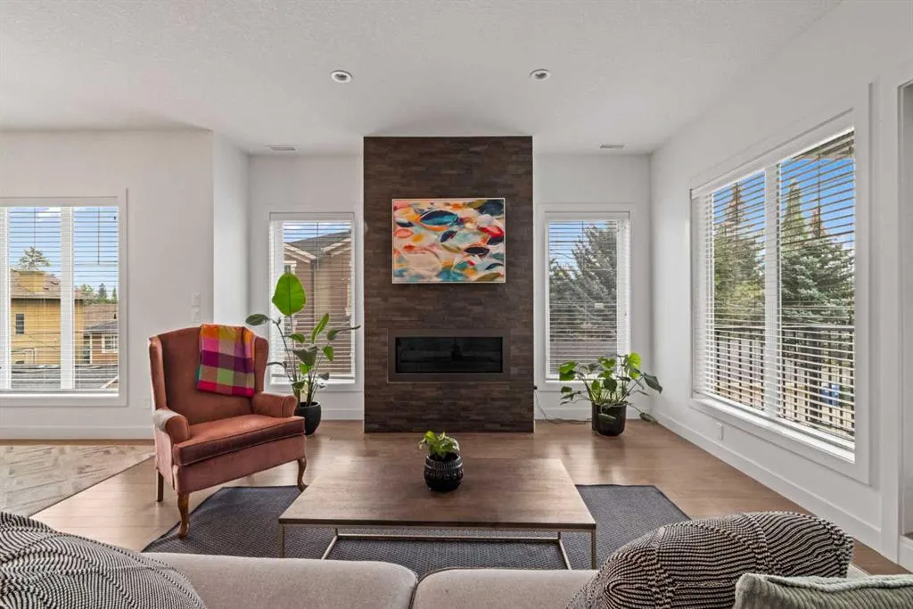 2428 30 Street SW, #4