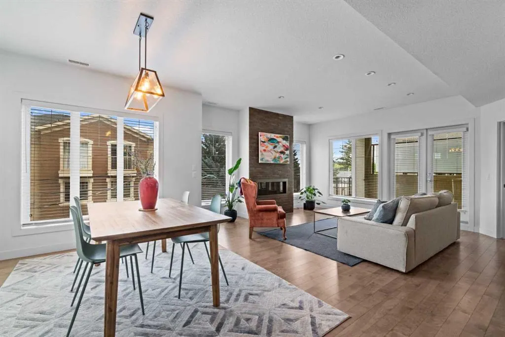 2428 30 Street SW, #4