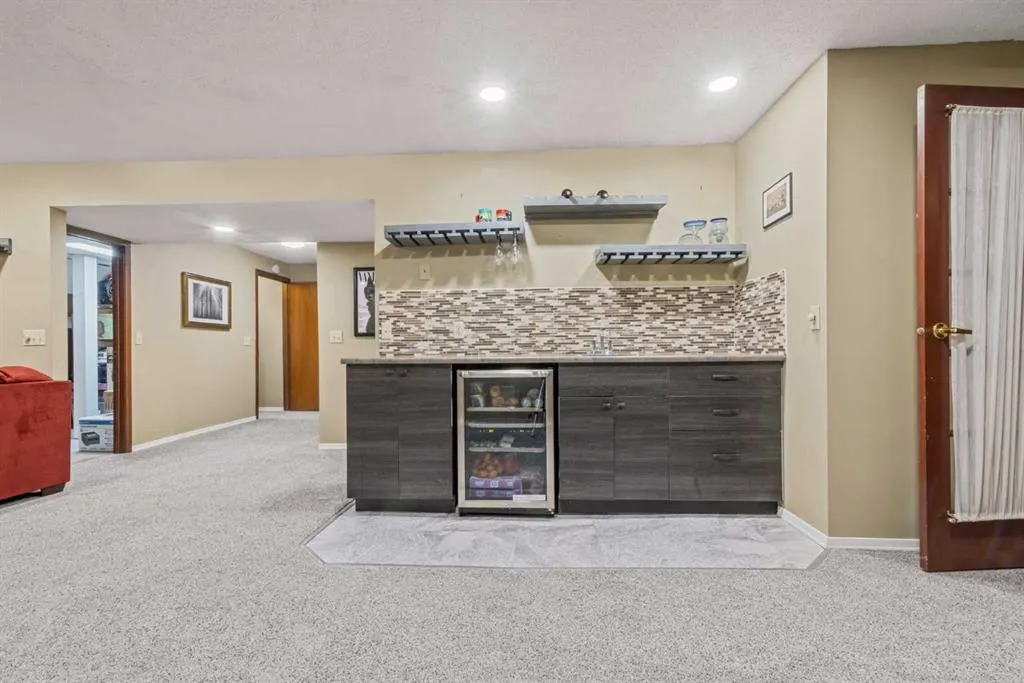 335 Ranch Estates Place NW