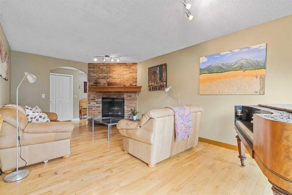 335 Ranch Estates Place NW