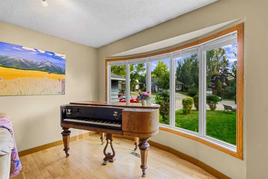 335 Ranch Estates Place NW