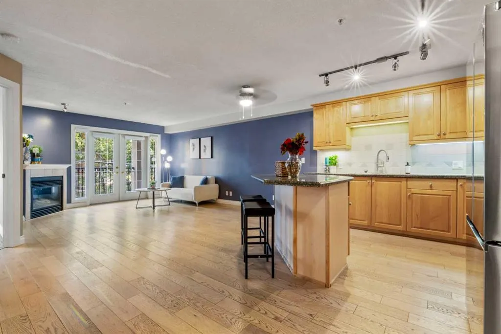 630 10 Street NW, #207