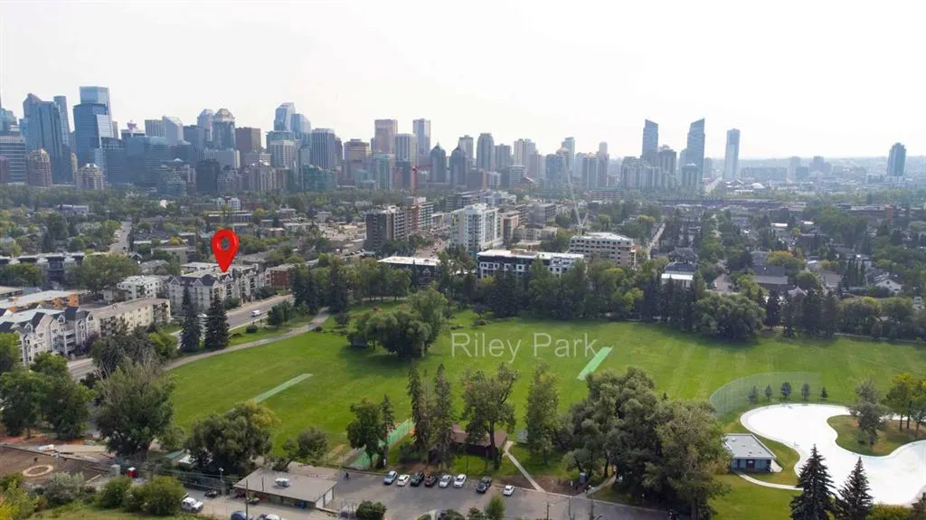 630 10 Street NW, #207
