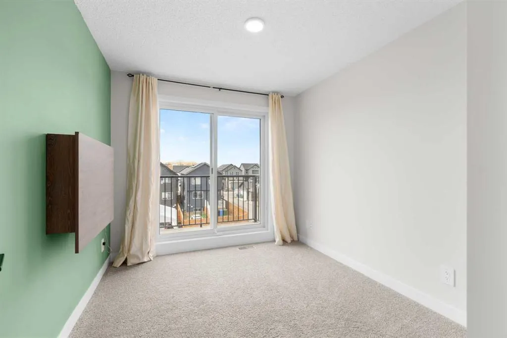 41 Lavender Passage SE