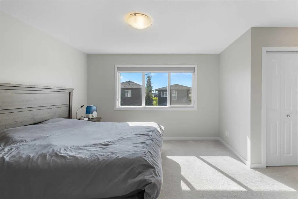 33 Walcrest Way SE