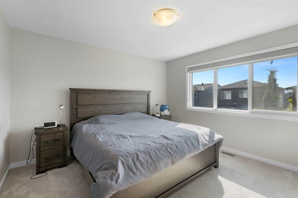 33 Walcrest Way SE