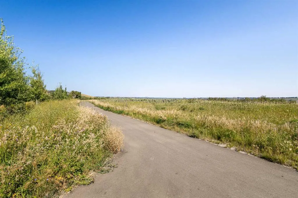 33 Walcrest Way SE