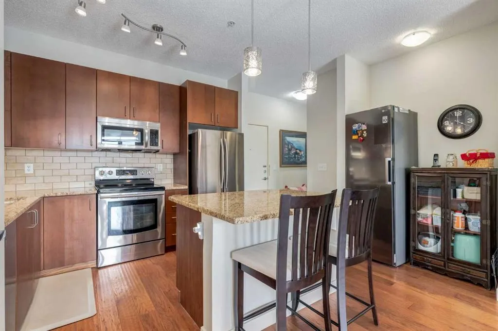 162 Country Village Circle NE, #109