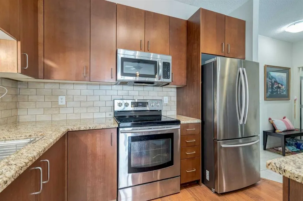 162 Country Village Circle NE, #109