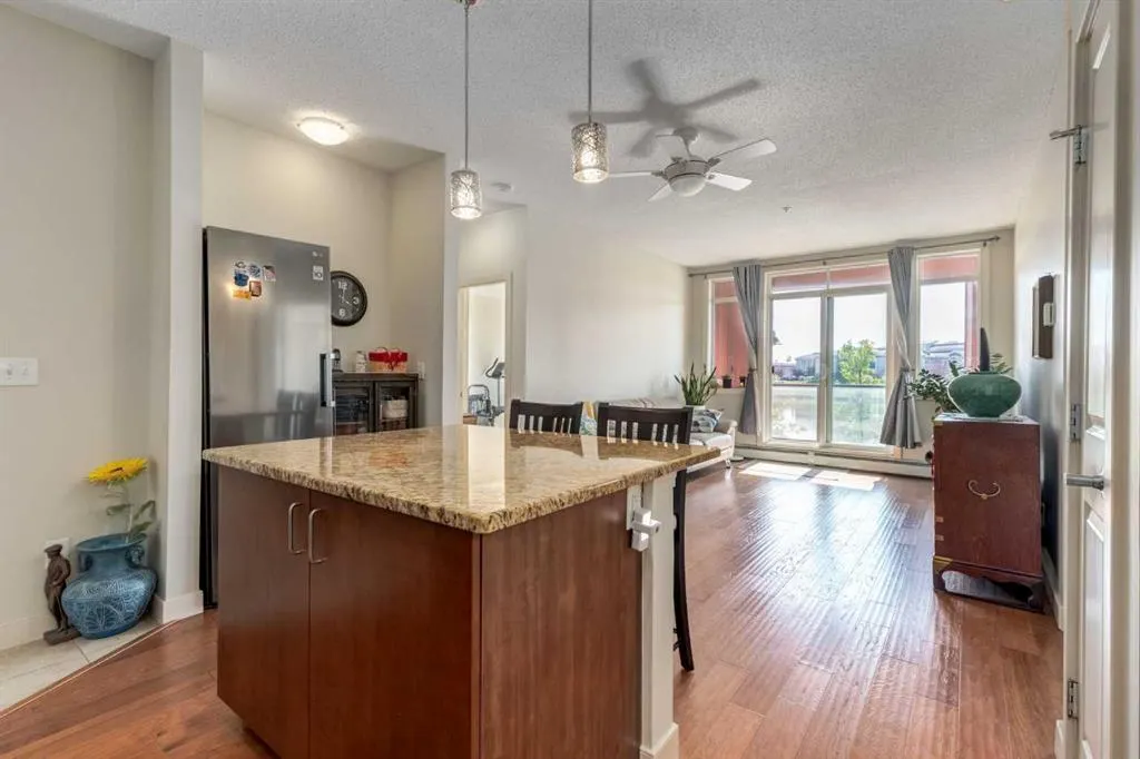162 Country Village Circle NE, #109