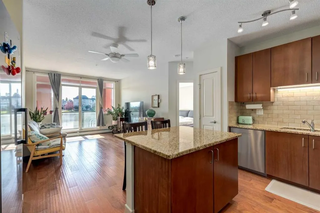 162 Country Village Circle NE, #109