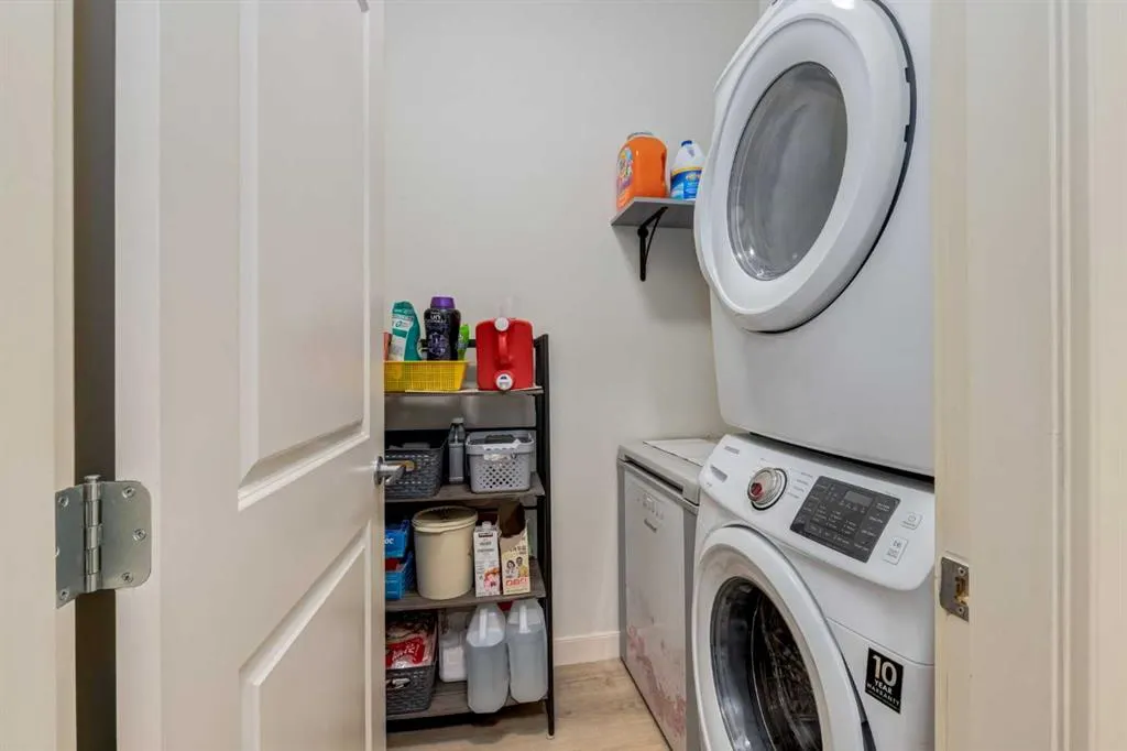 162 Country Village Circle NE, #109