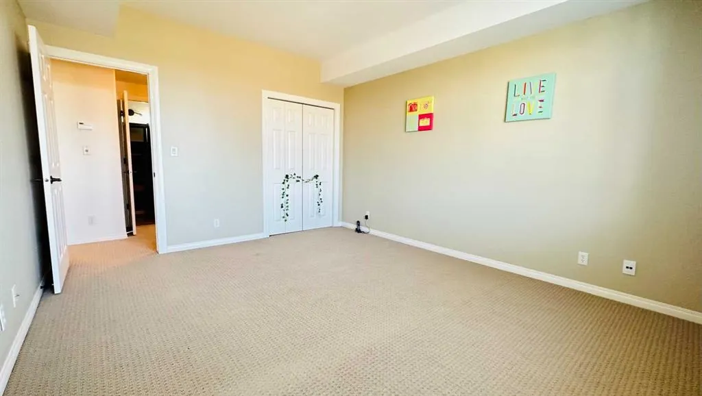 69 Ironstone Drive, #303