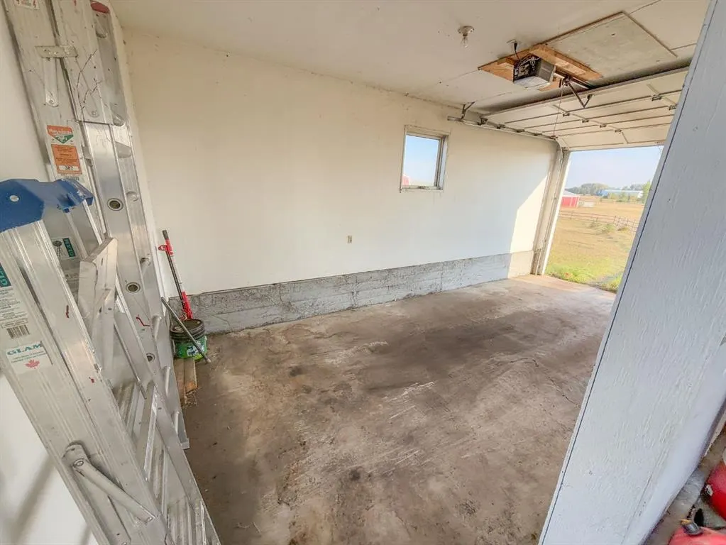 40219 Range Road 222