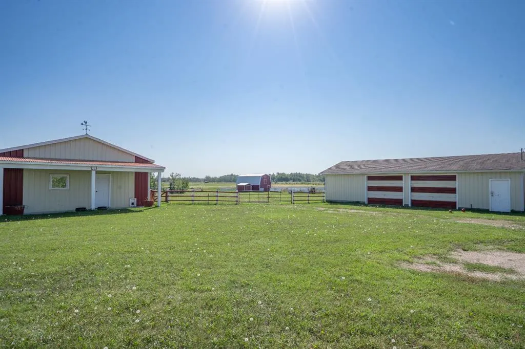 40219 Range Road 222
