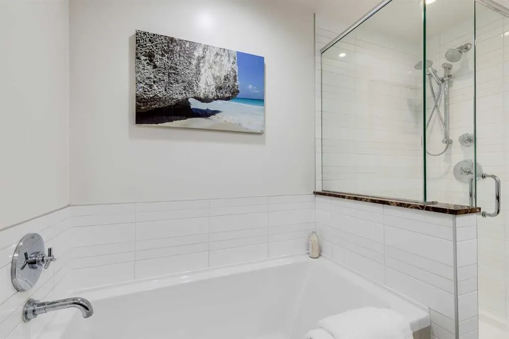 222 Riverfront Avenue SW, #923