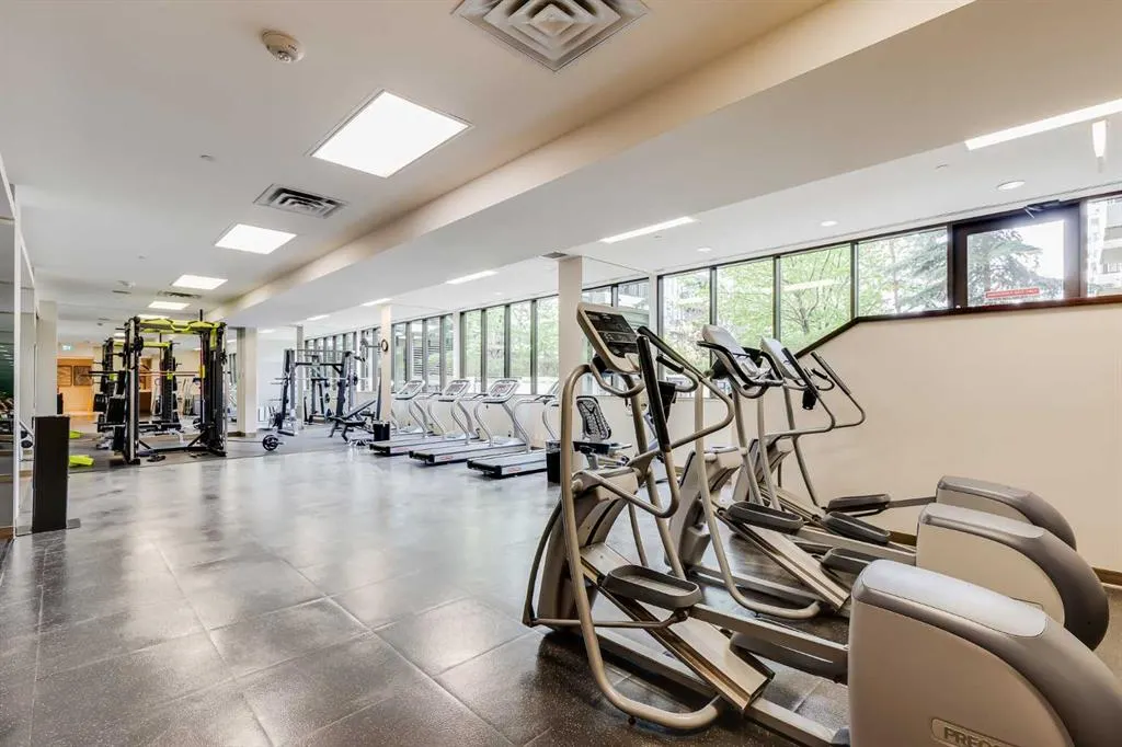 222 Riverfront Avenue SW, #923