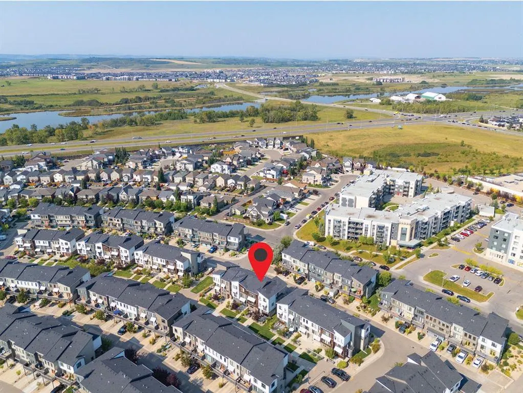 56 Walden Walk SE