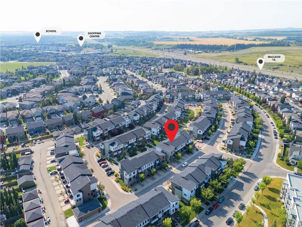 56 Walden Walk SE