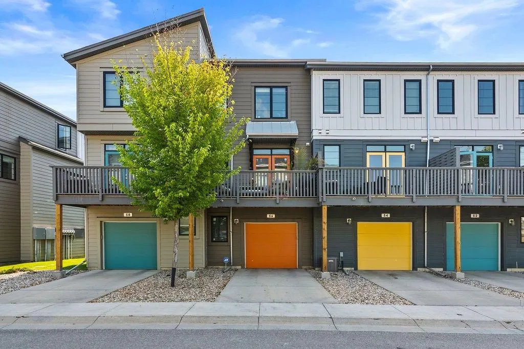 56 Walden Walk SE