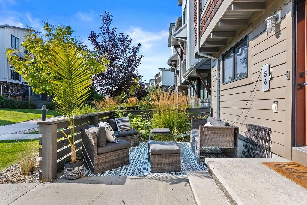 56 Walden Walk SE