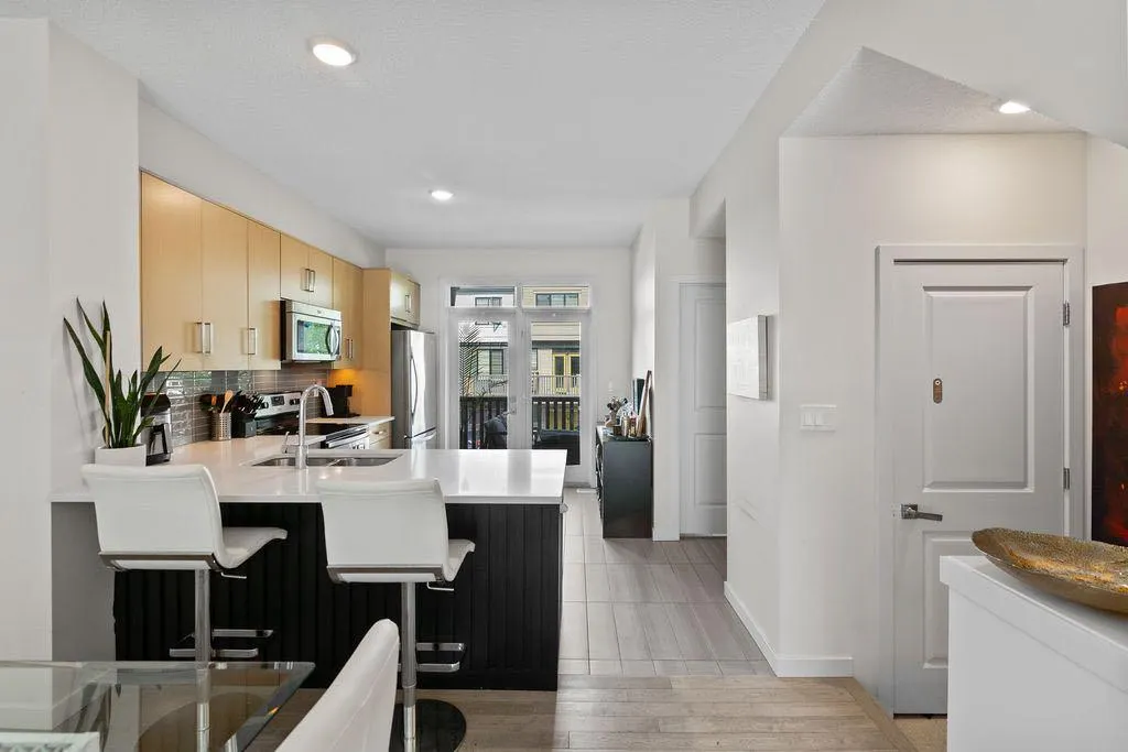 56 Walden Walk SE